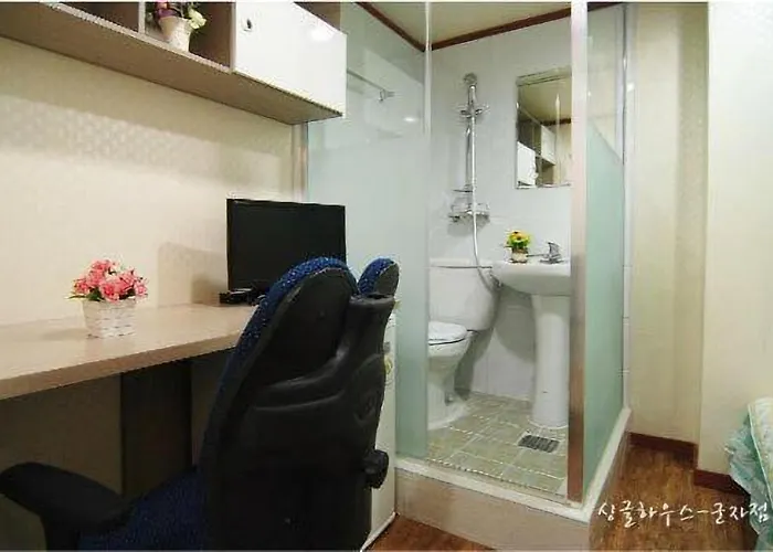 Single House Hotel 2*